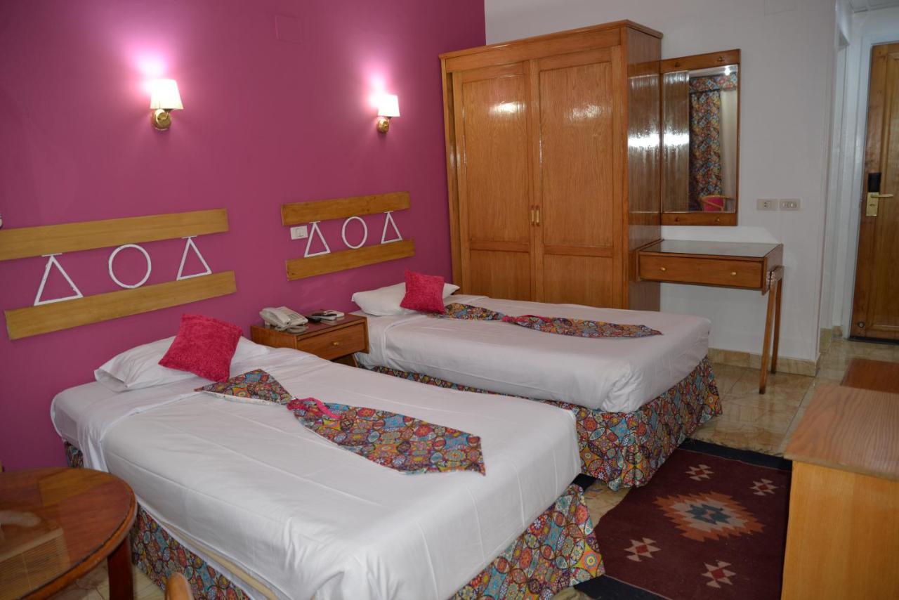 Marhaba Palace Hotel Asszuán Kültér fotó